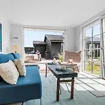 3 Bedroom Amazing In בית נופש *
